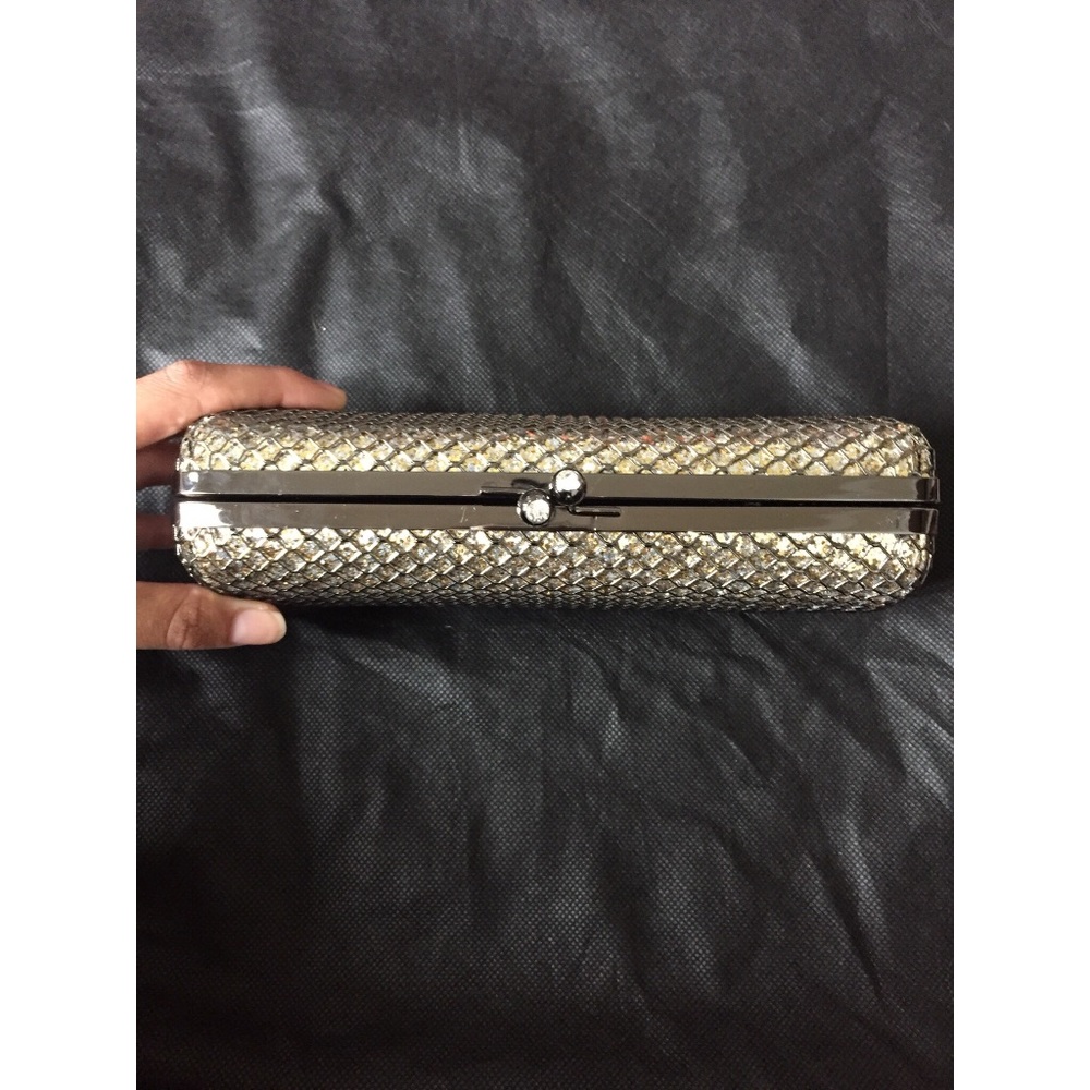 Silver, gold-yellow clutch - Picture 3 of 3